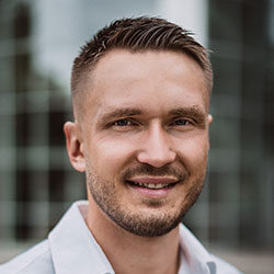 jakub-nowicki-kontakt